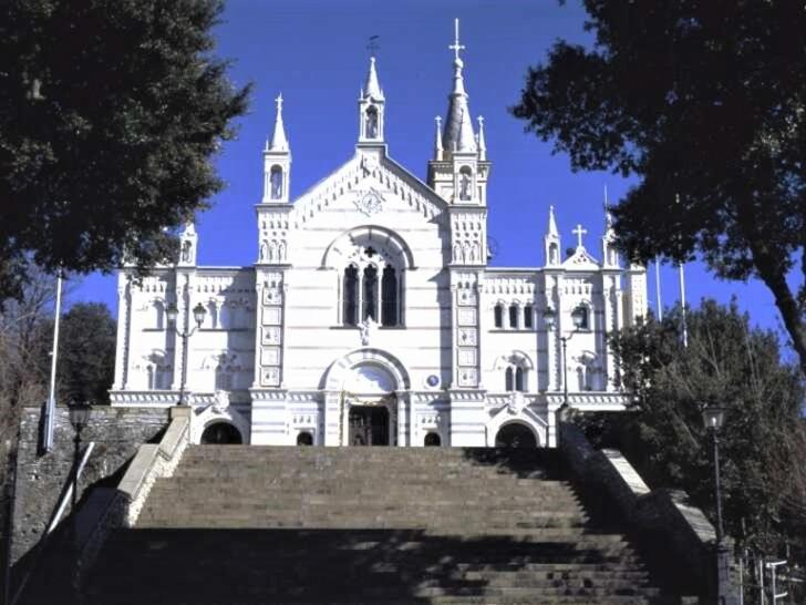 Fronte Del Golf Apartment Rapallo Bagian luar foto