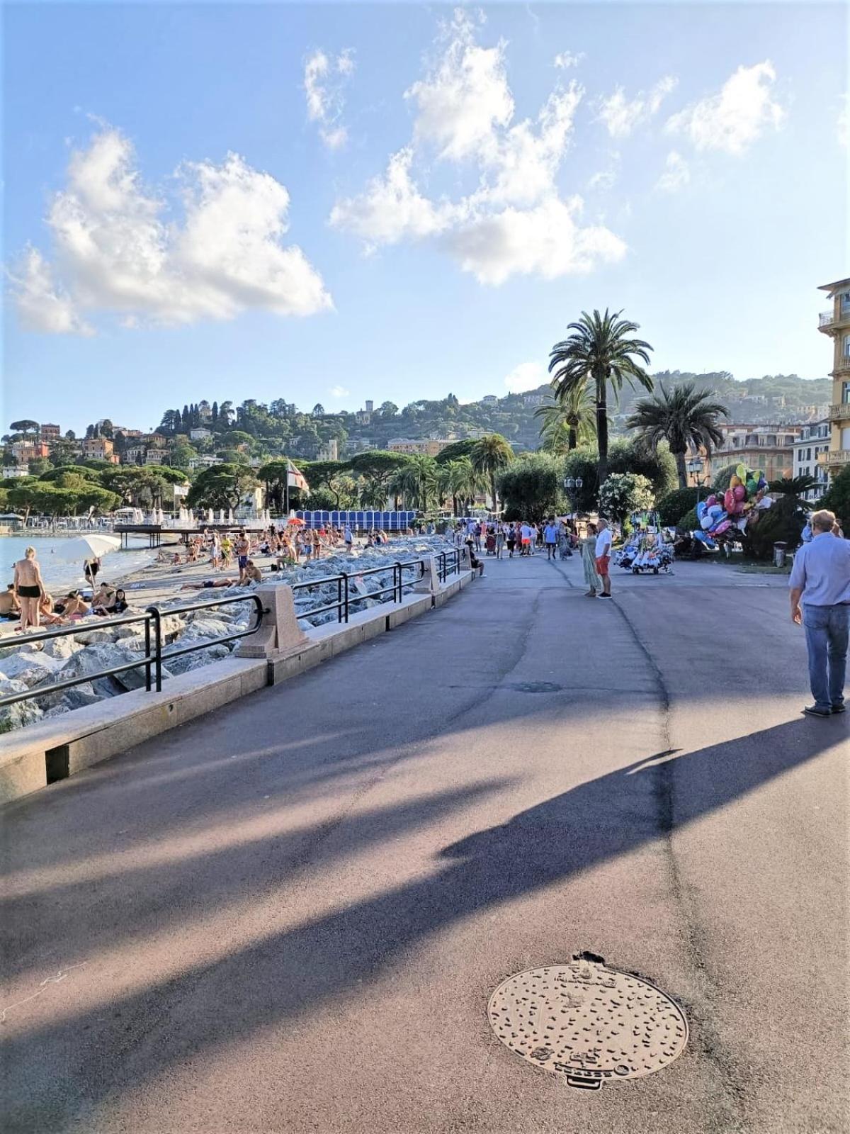 Fronte Del Golf Apartment Rapallo Bagian luar foto